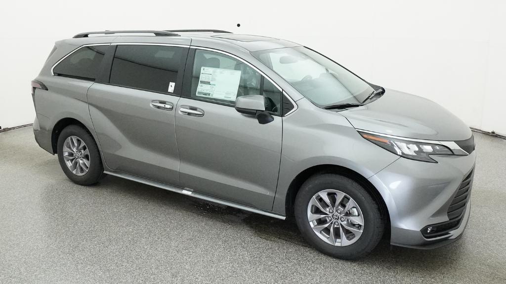 New 2026 Toyota Sienna Van