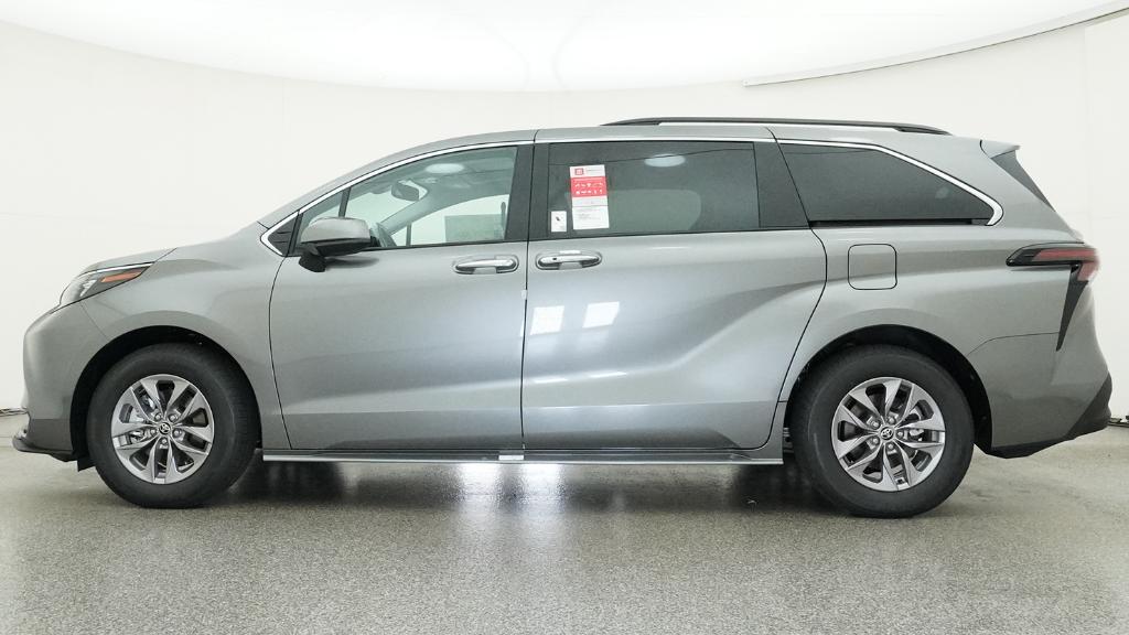 New 2026 Toyota Sienna Van
