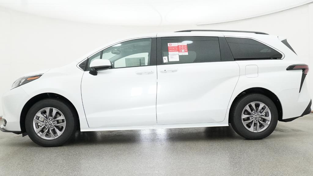 New 2026 Toyota Sienna Van