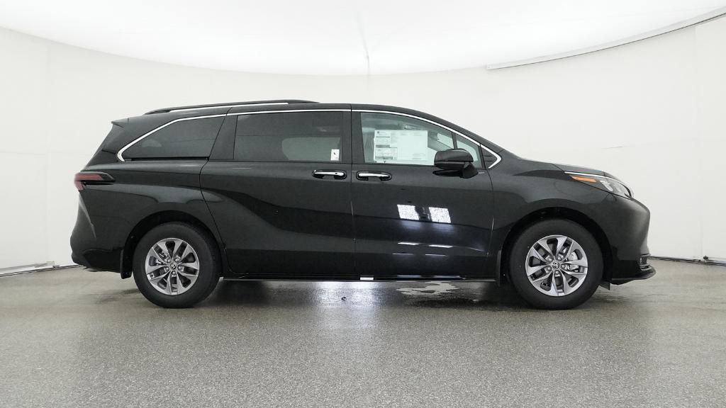 New 2026 Toyota Sienna Van