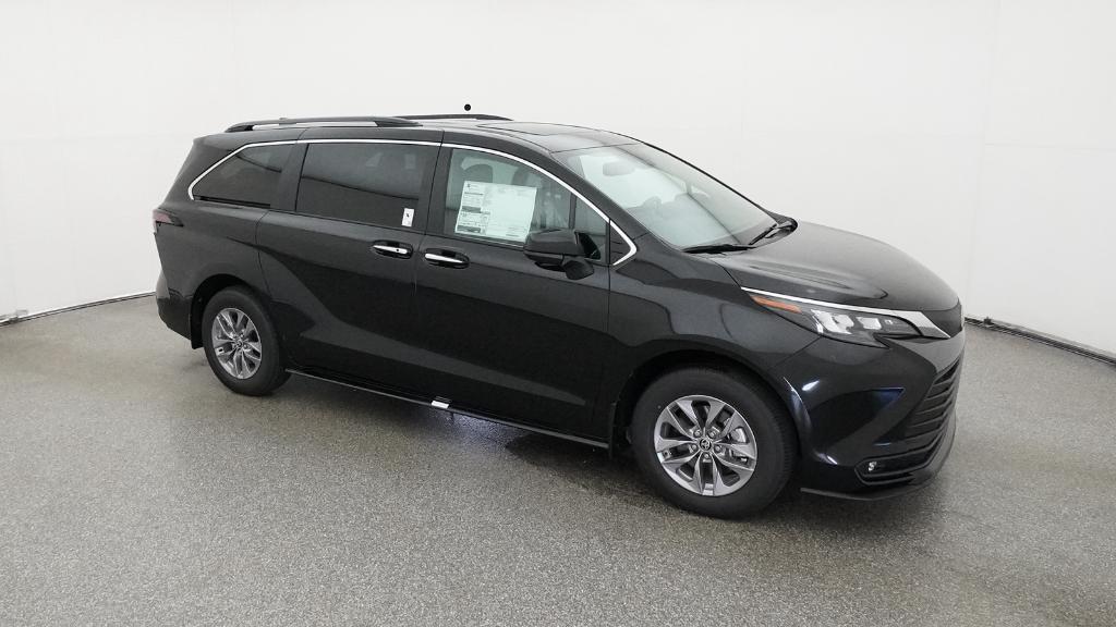 New 2026 Toyota Sienna Van