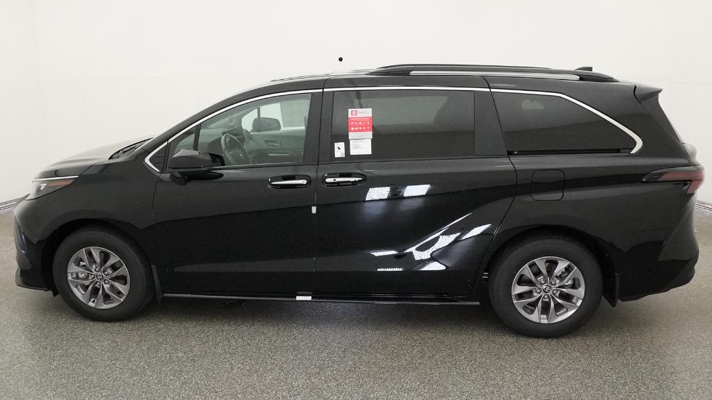 New 2026 Toyota Sienna Van