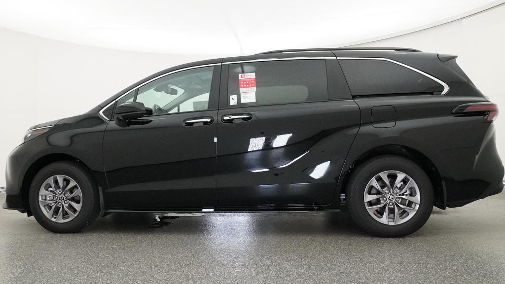 New 2026 Toyota Sienna Van