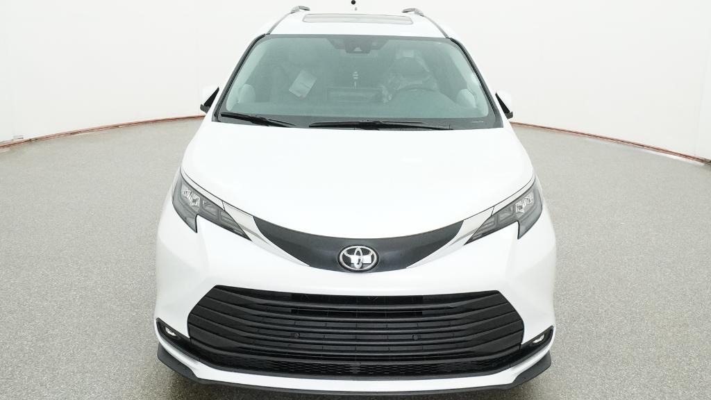 New 2026 Wind Chill Pearl <sup>1</sup> Toyota  XLE image 46