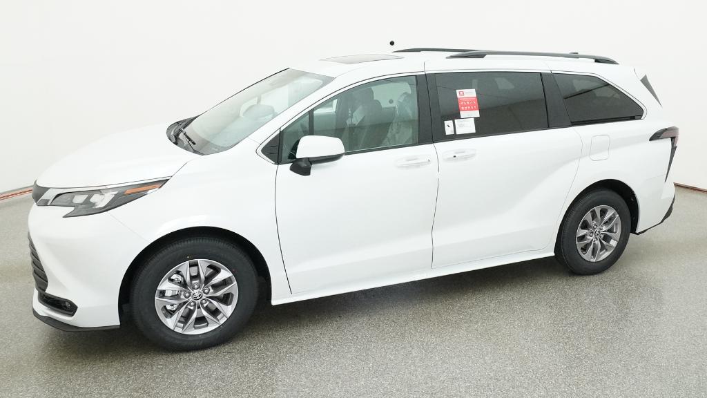New 2026 Wind Chill Pearl <sup>1</sup> Toyota  XLE image 54