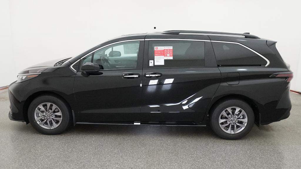New 2026 Toyota Sienna Van