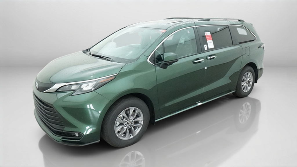 2026 Toyota Sienna XLE