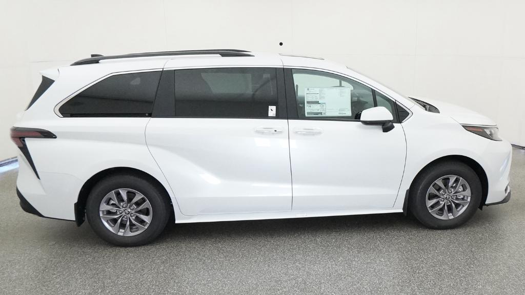 New 2026 Toyota Sienna Van