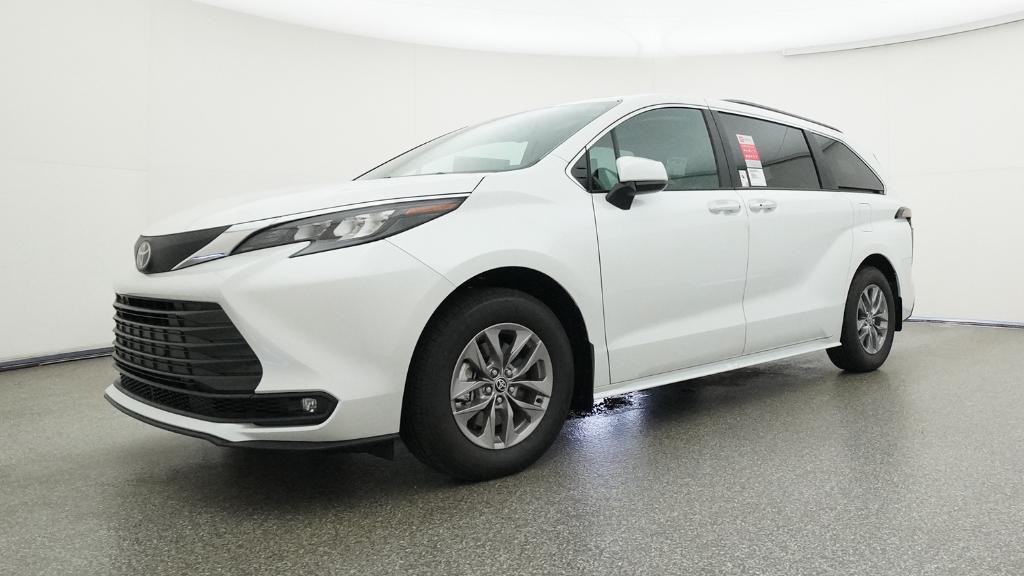 New 2026 Toyota Sienna Van