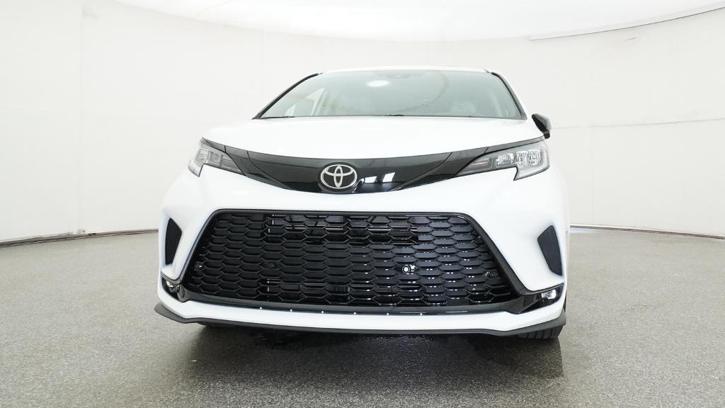 New 2026 Toyota Sienna Van