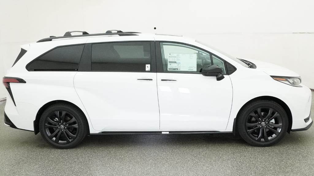 New 2026 Toyota Sienna Van