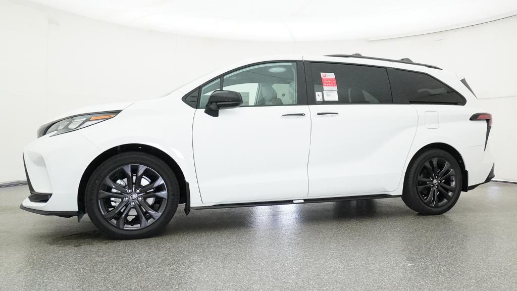New 2026 Toyota Sienna Van