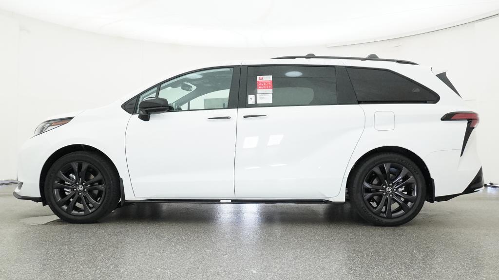 New 2026 Toyota Sienna Van