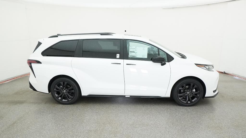 New 2026 Toyota Sienna Van