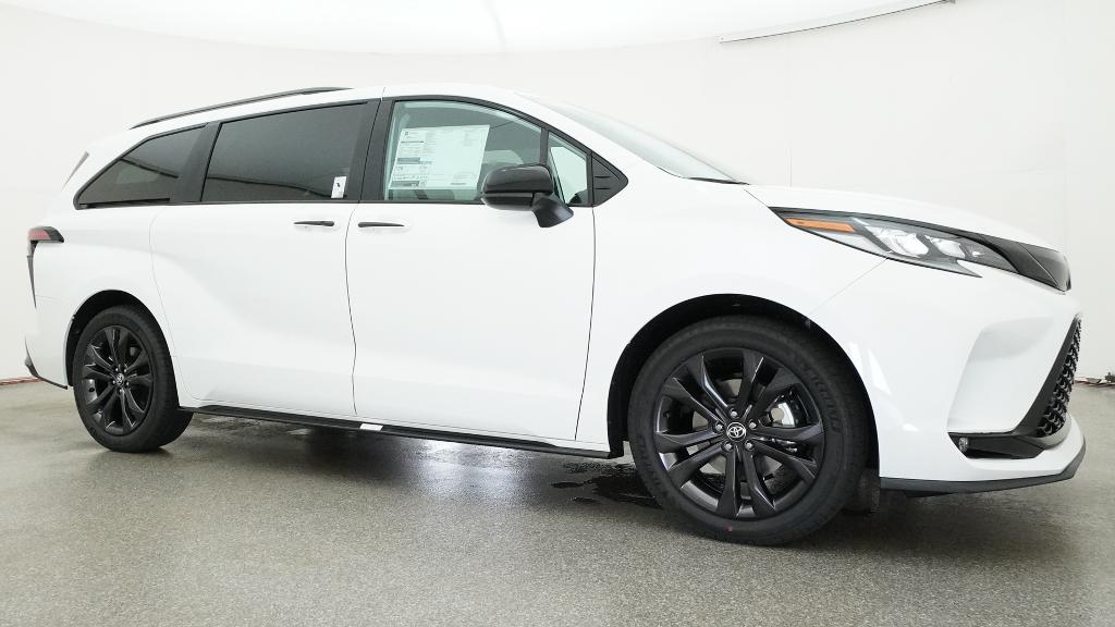 New 2026 Toyota Sienna Van