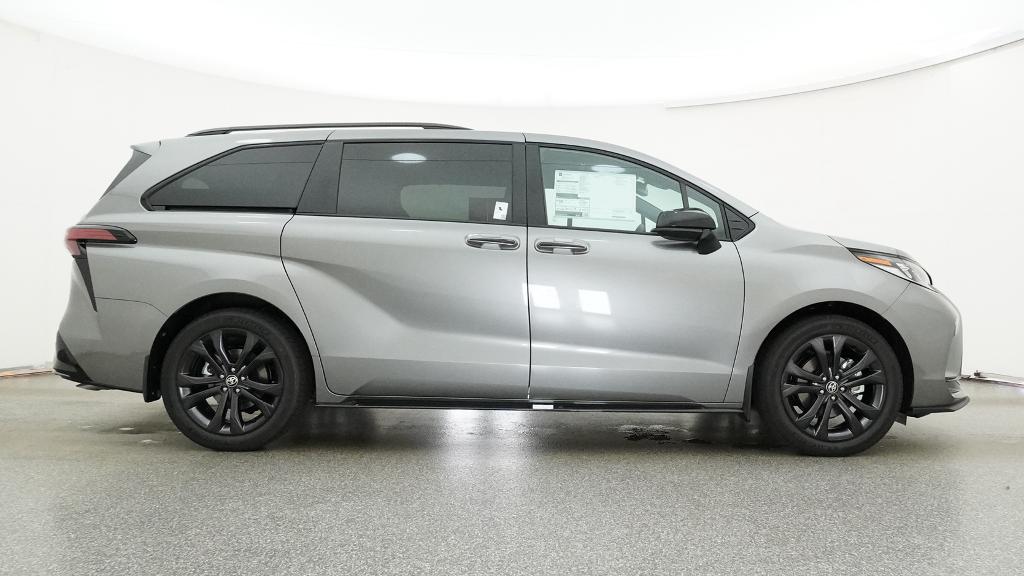 New 2026 Toyota Sienna Van