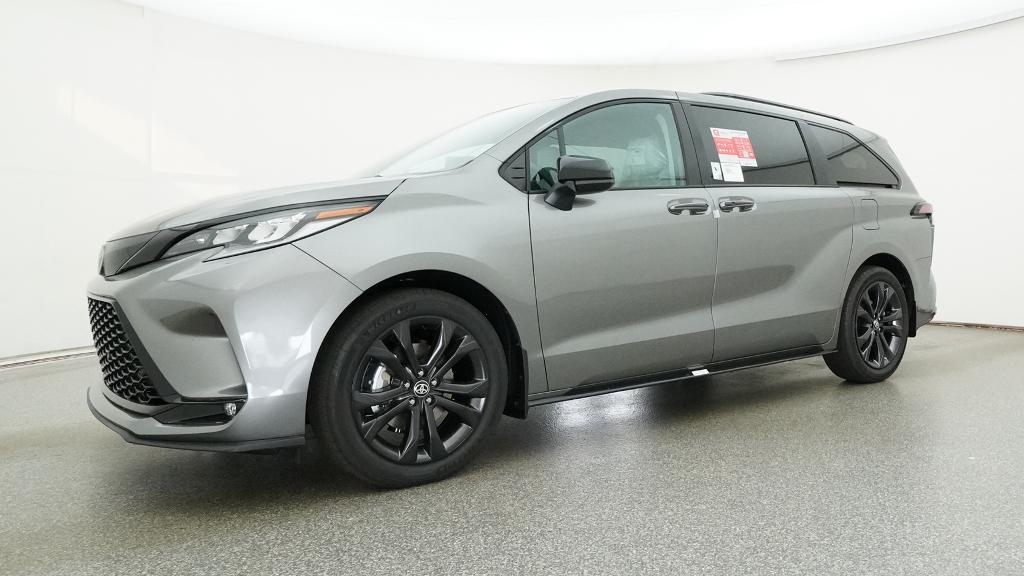 New 2026 Toyota Sienna Van