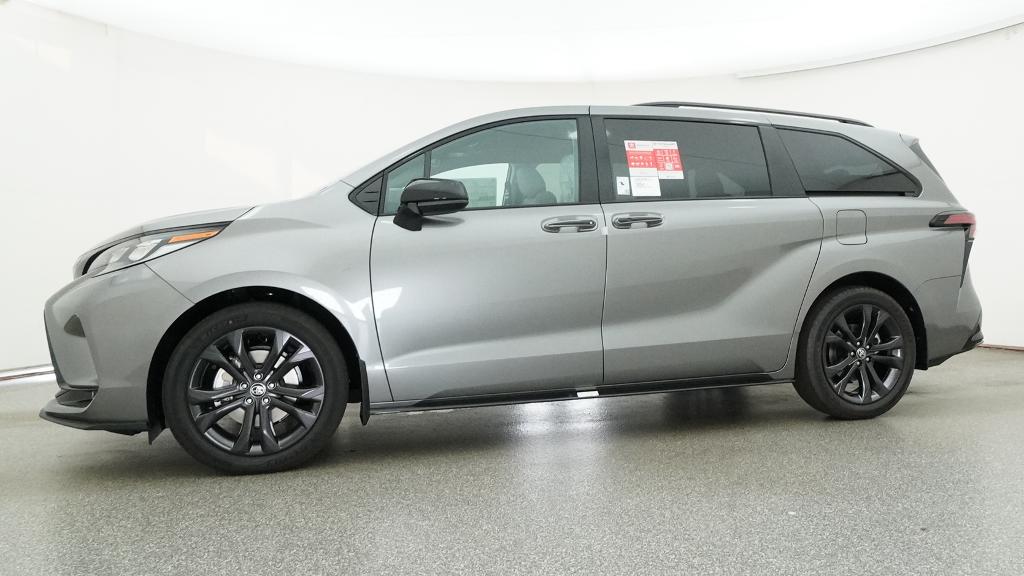 New 2026 Toyota Sienna Van