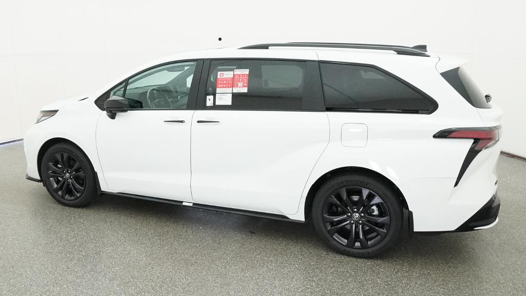 New 2026 Toyota Sienna Van