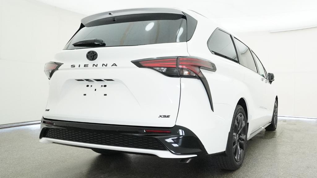 New 2026 Toyota Sienna Van