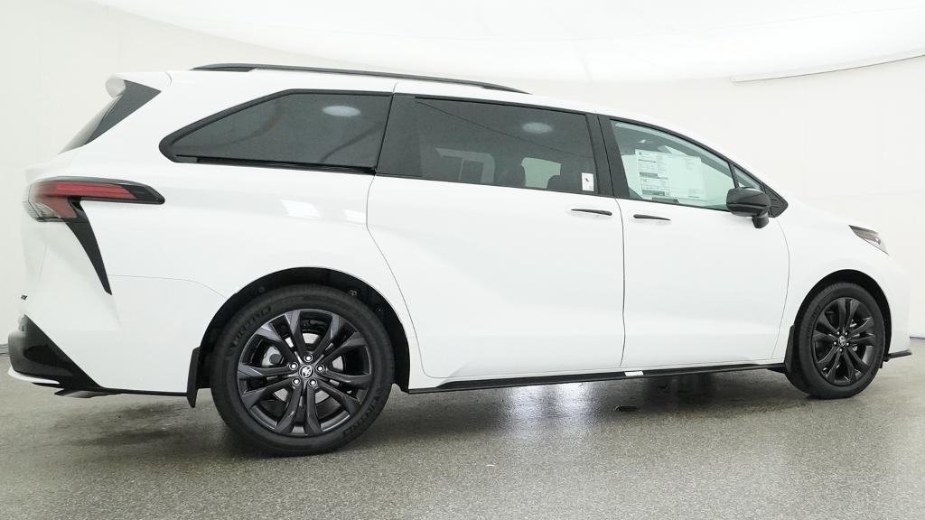 New 2026 Toyota Sienna Van