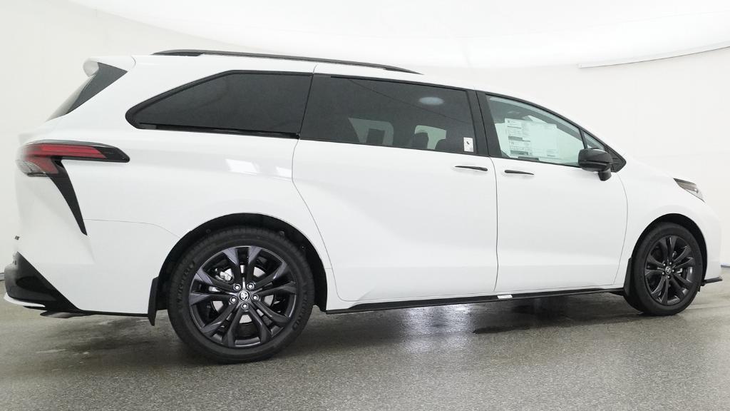 New 2026 Ice Cap Toyota  XSE image 80