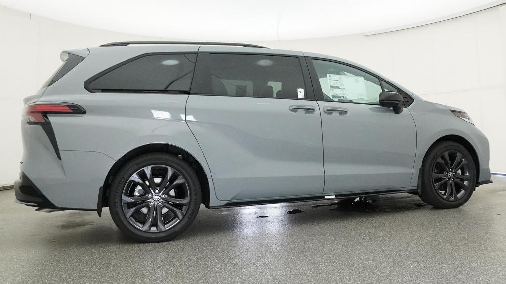 New 2026 Toyota Sienna Van