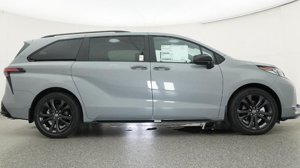New 2026 Toyota Sienna Van