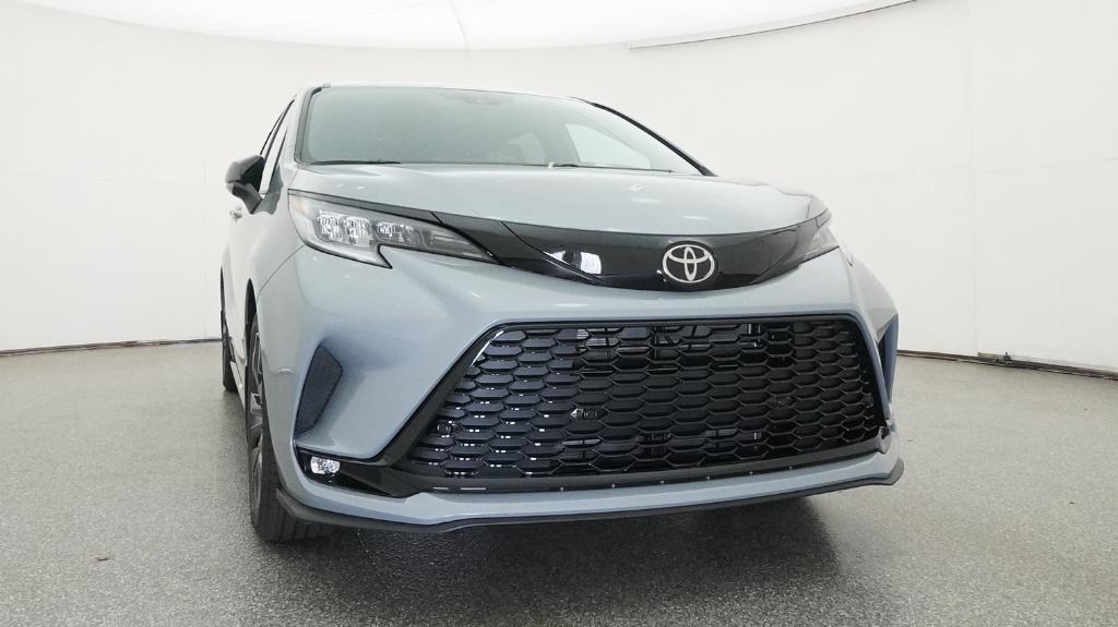 New 2026 Toyota Sienna Van