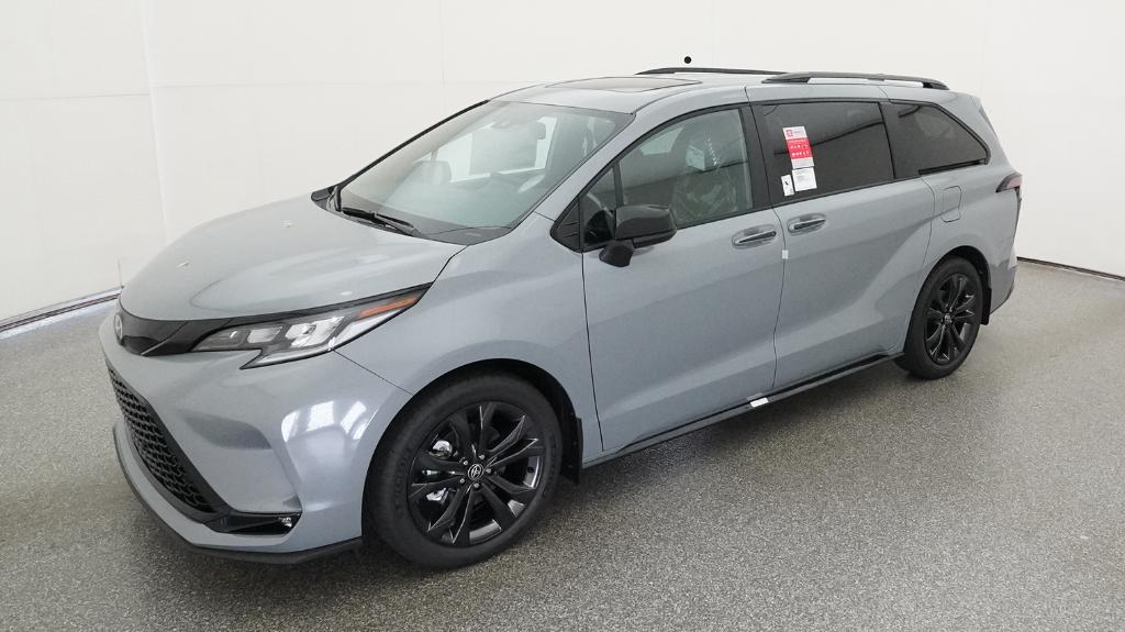 New 2026 Toyota Sienna Van