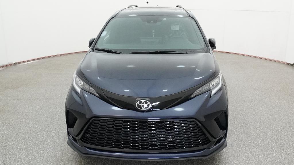 New 2026 Toyota Sienna Van