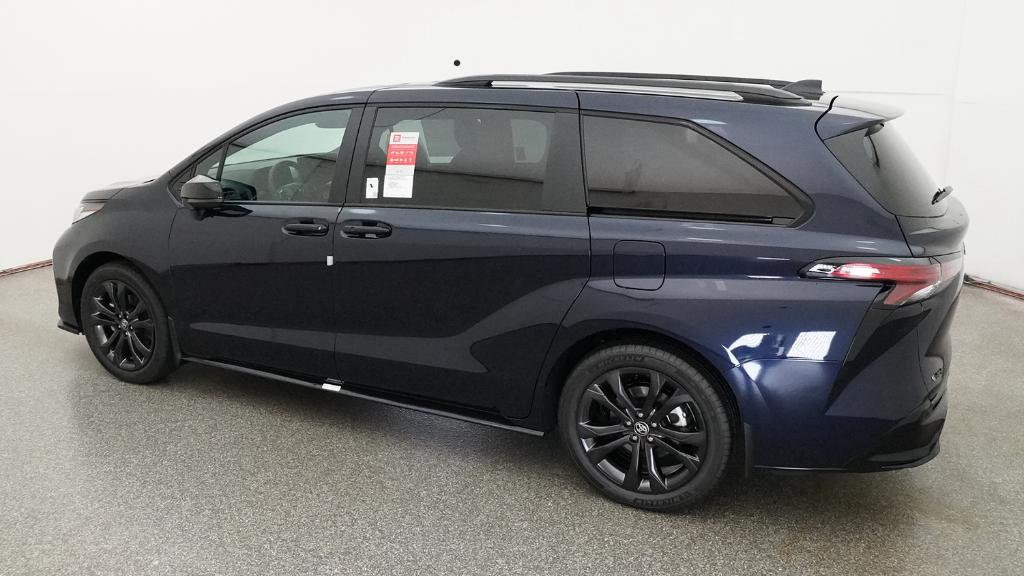 New 2026 Toyota Sienna Van