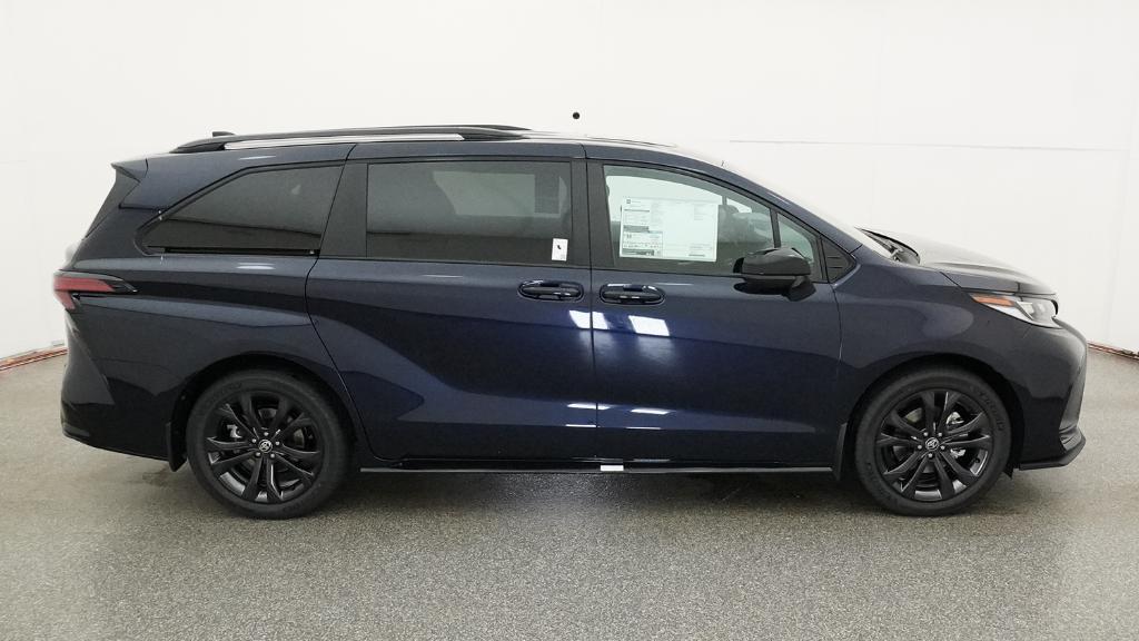 New 2026 Toyota Sienna Van