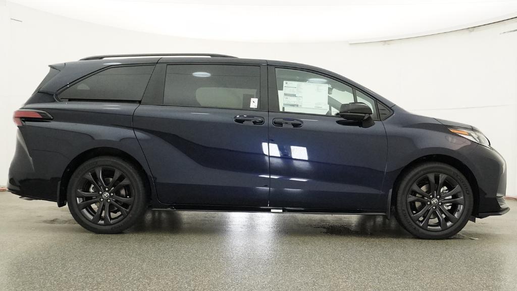 New 2026 Toyota Sienna Van
