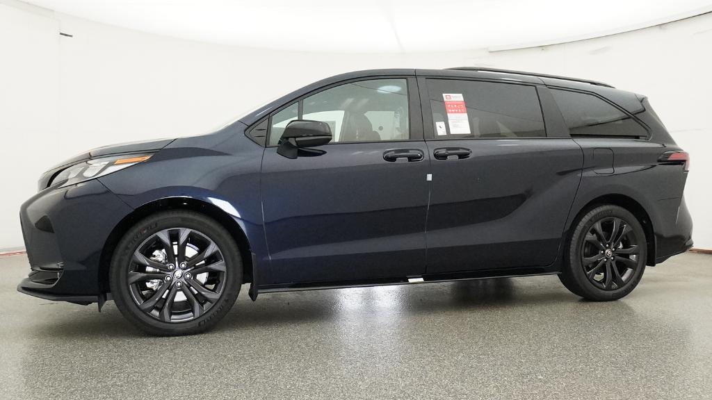 New 2026 Toyota Sienna Van