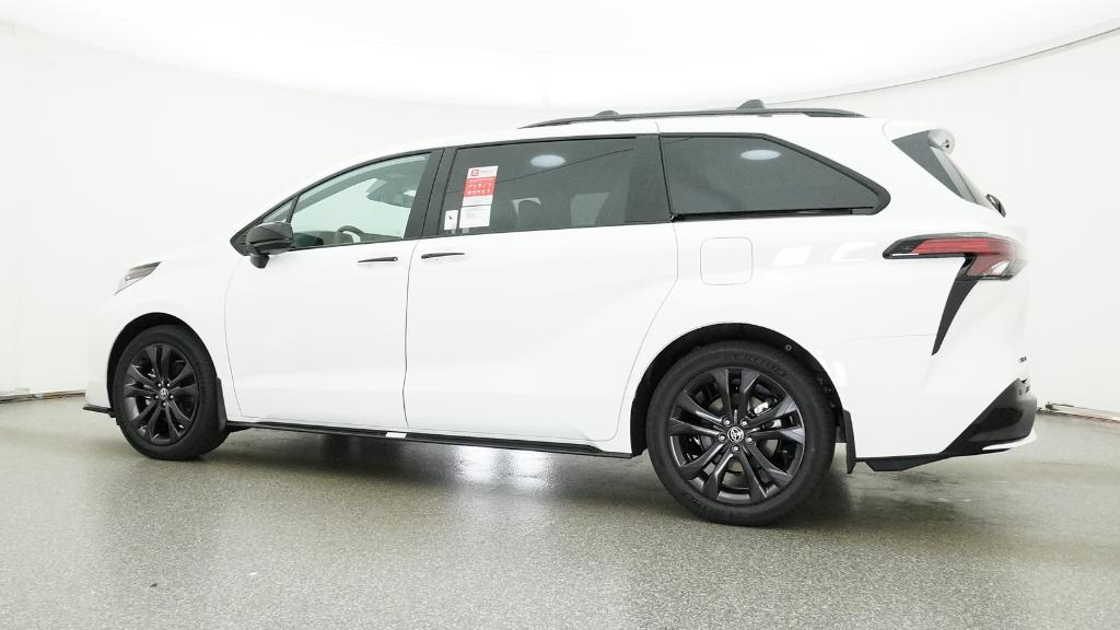 New 2026 Toyota Sienna Van