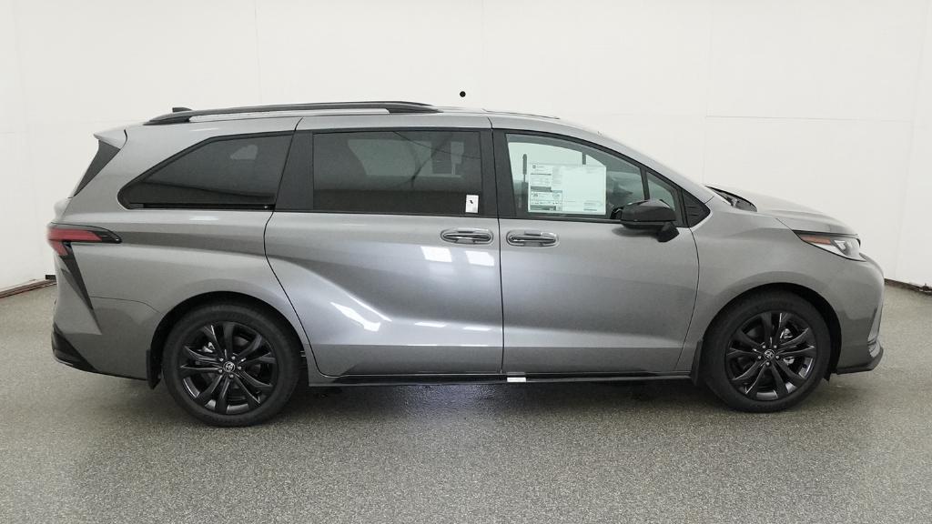 New 2026 Toyota Sienna Van