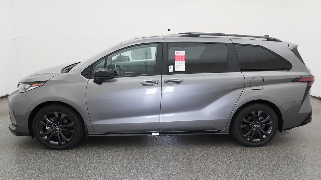 New 2026 Toyota Sienna Van