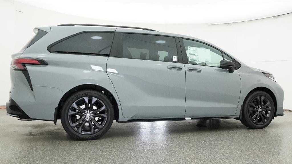 New 2026 Toyota Sienna Van