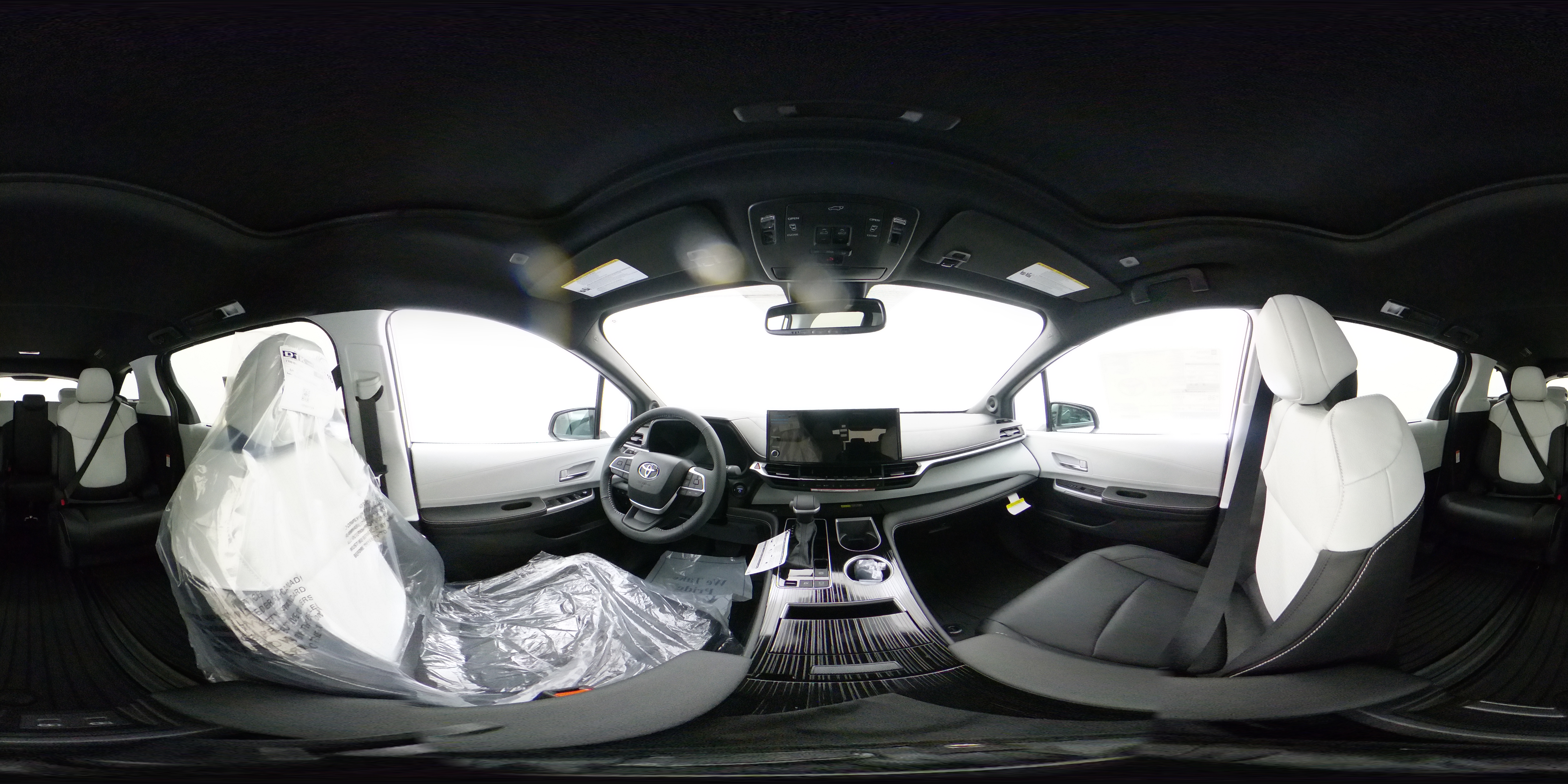 New 2026 Ice Cap Toyota XSE 360 Panorama 1