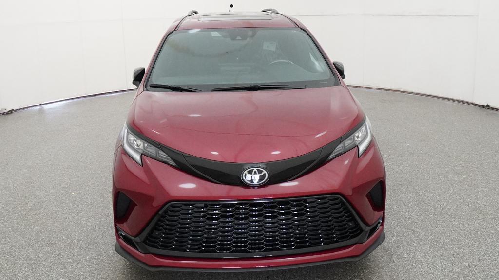 New 2026 Toyota Sienna Van