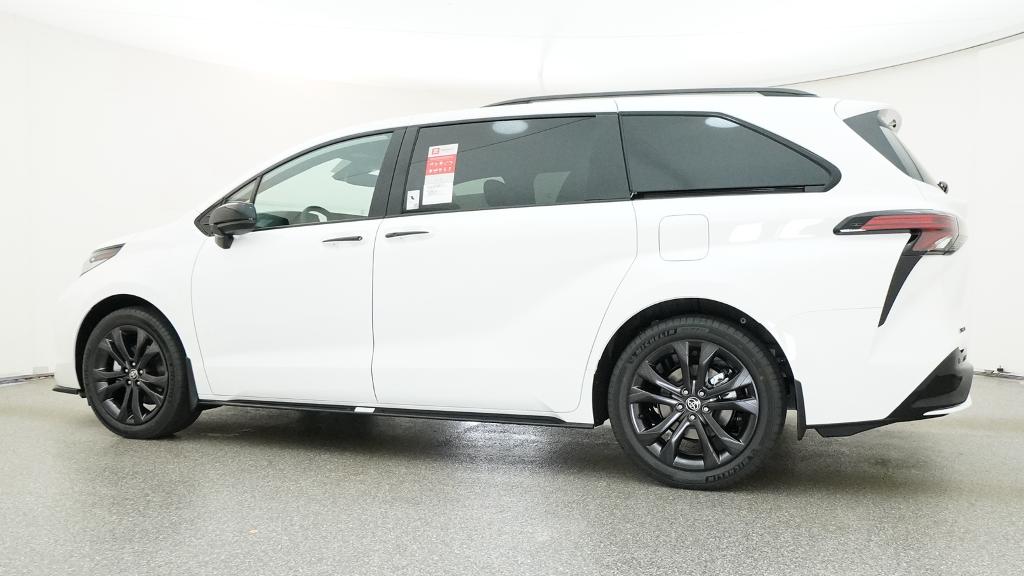 New 2026 Toyota Sienna Van