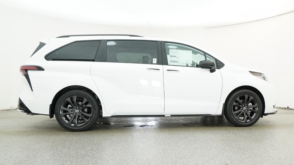 New 2026 Toyota Sienna Van