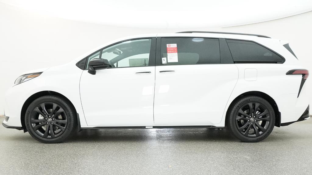 New 2026 Toyota Sienna Van