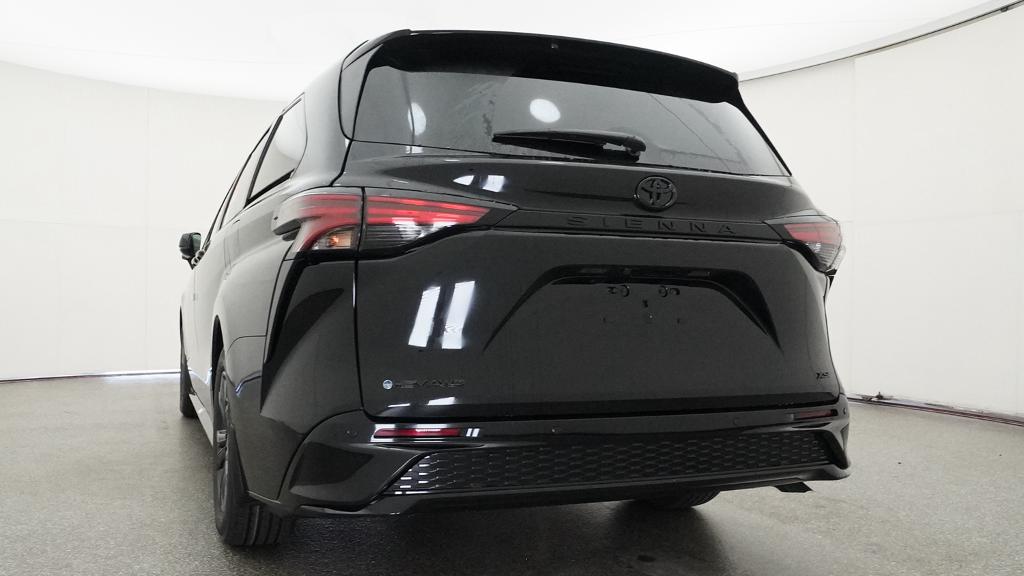 New 2026 Toyota Sienna Van