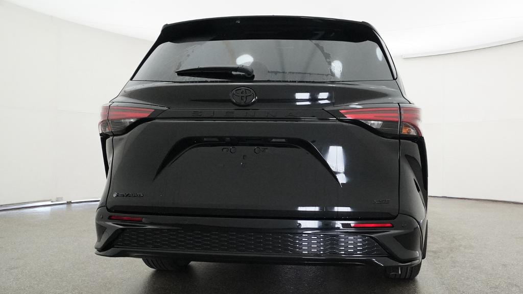 New 2026 Toyota Sienna Van
