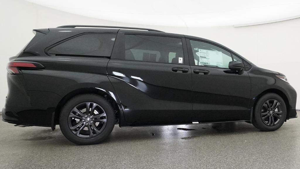 New 2026 Toyota Sienna Van