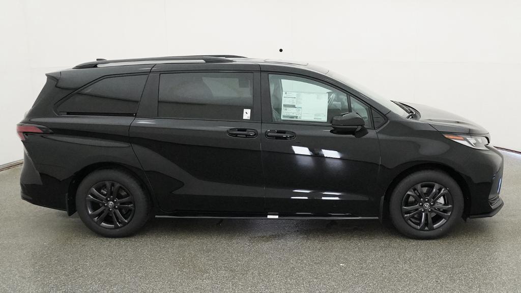 New 2026 Toyota Sienna Van