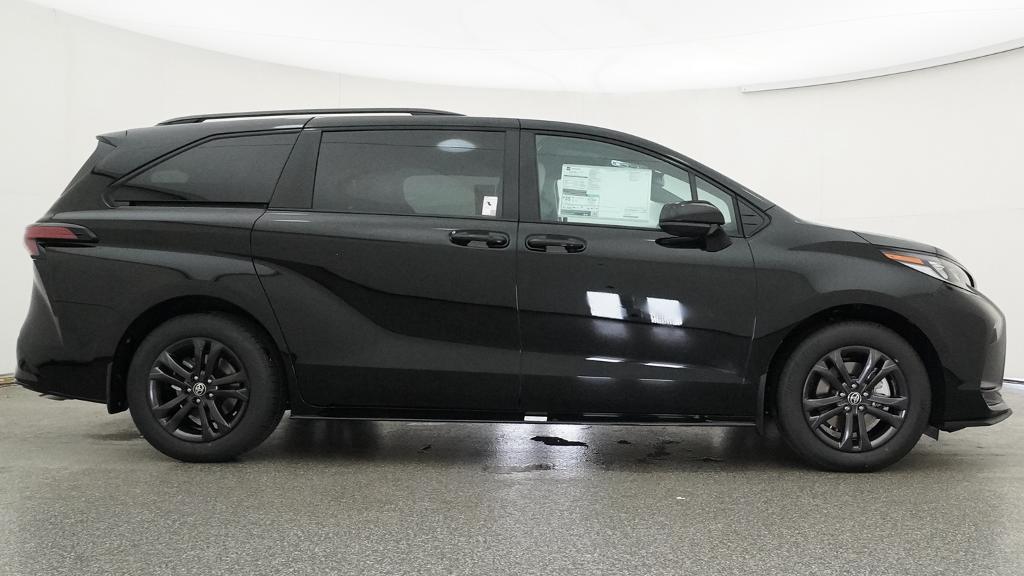 New 2026 Toyota Sienna Van