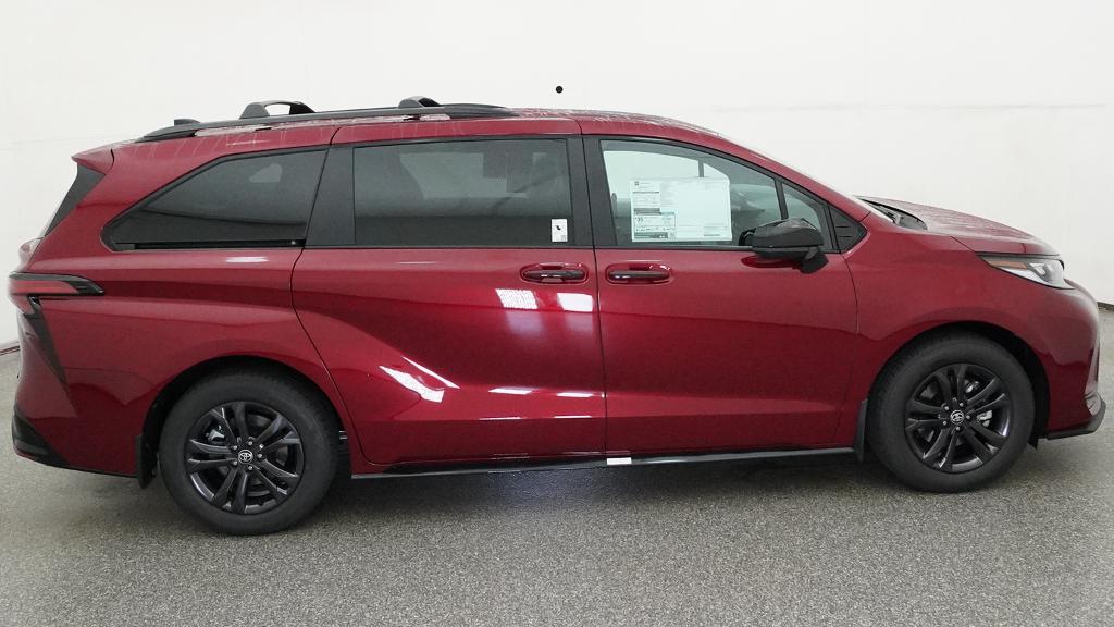 New 2026 Toyota Sienna Van